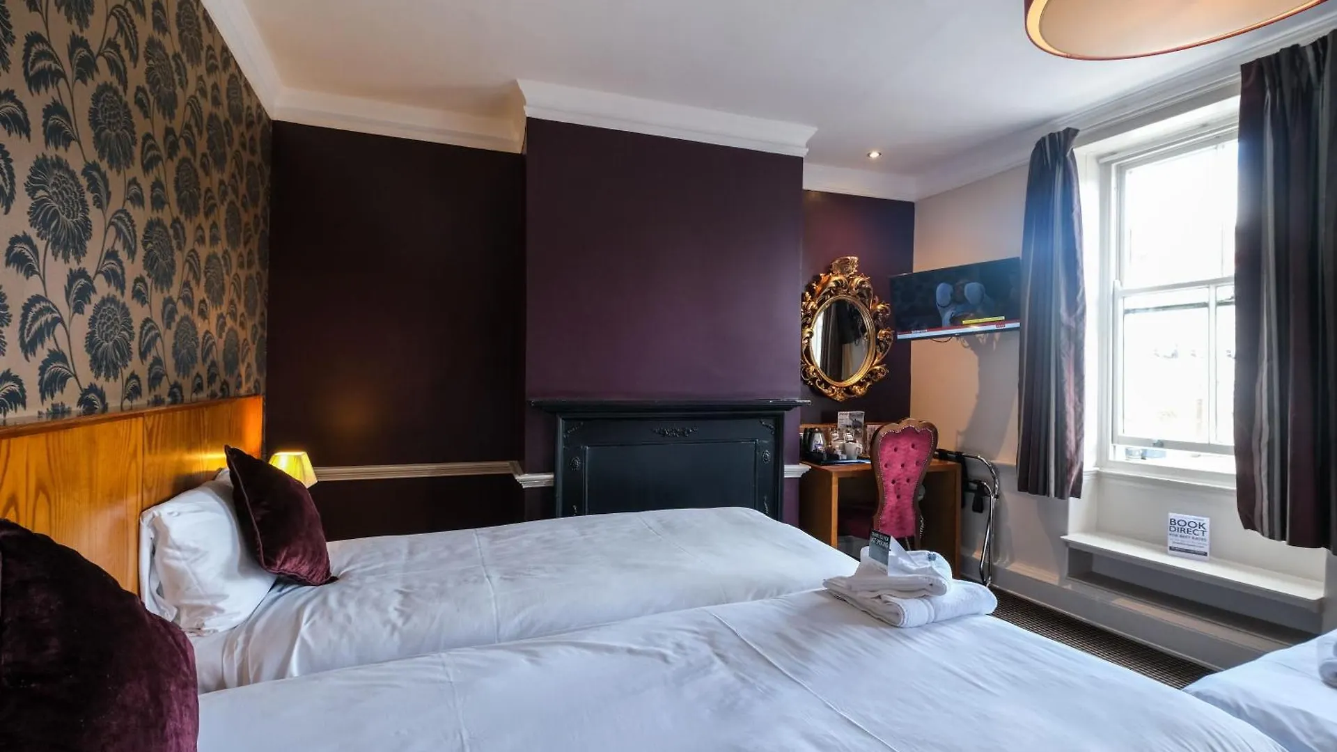 **  The Unicorn Hotel Wetherspoon リポン イギリス